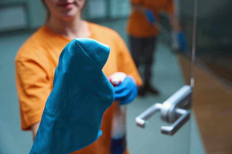 7 Benefits of Hiring a Professional Cleaning Service